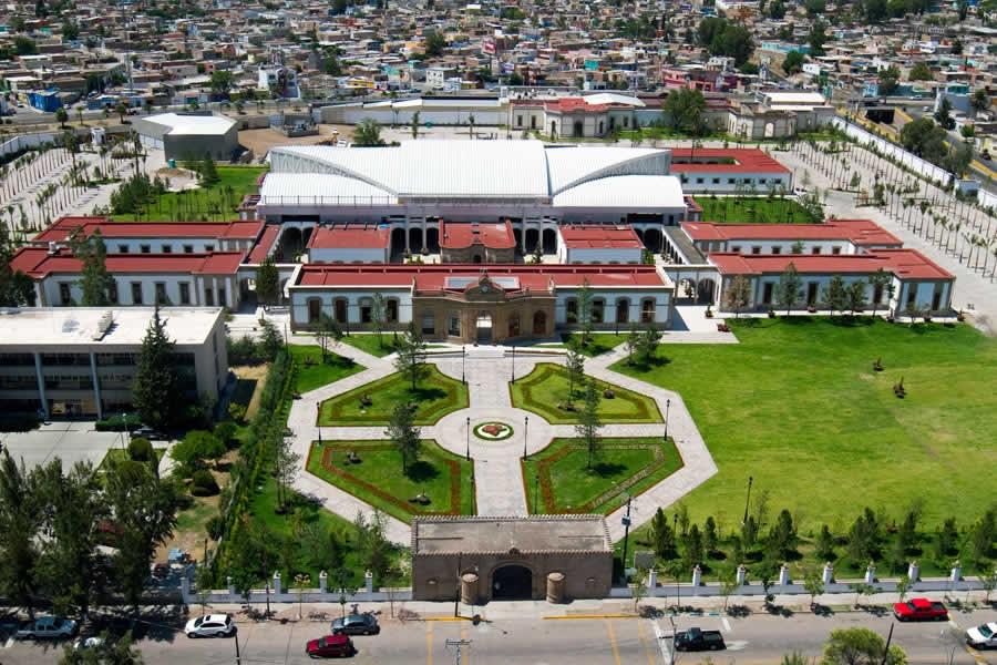 Centro Cultural y de Convenciones Bicentenario, Durango