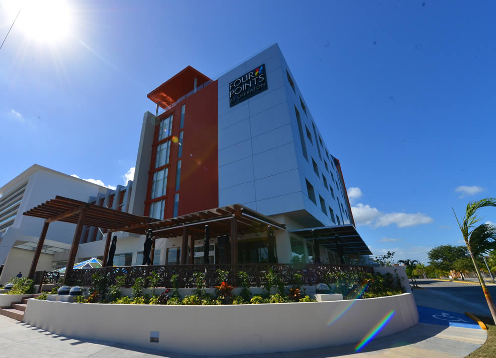 Los Primeros Inversionistas, Cancún