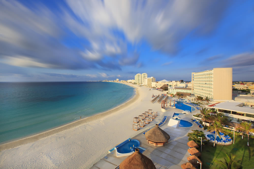 Los Primeros Inversionistas, Cancún