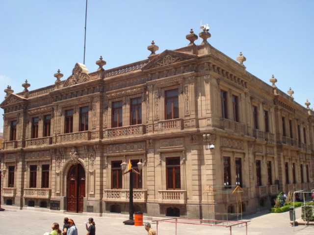 El Sur y Oeste, San Luis Potosí
