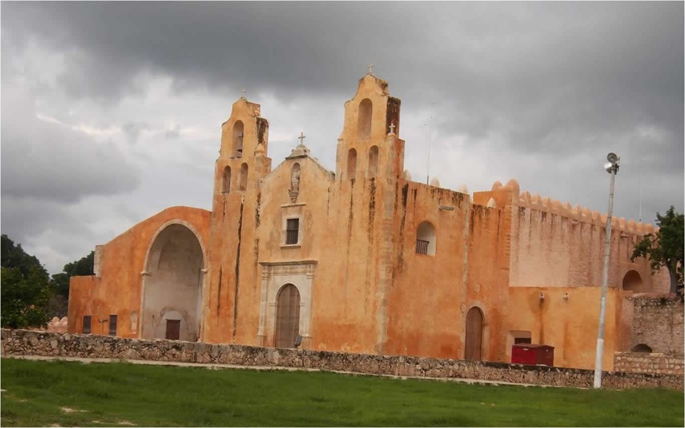 Convento de San Miguel Arcángel, Maní