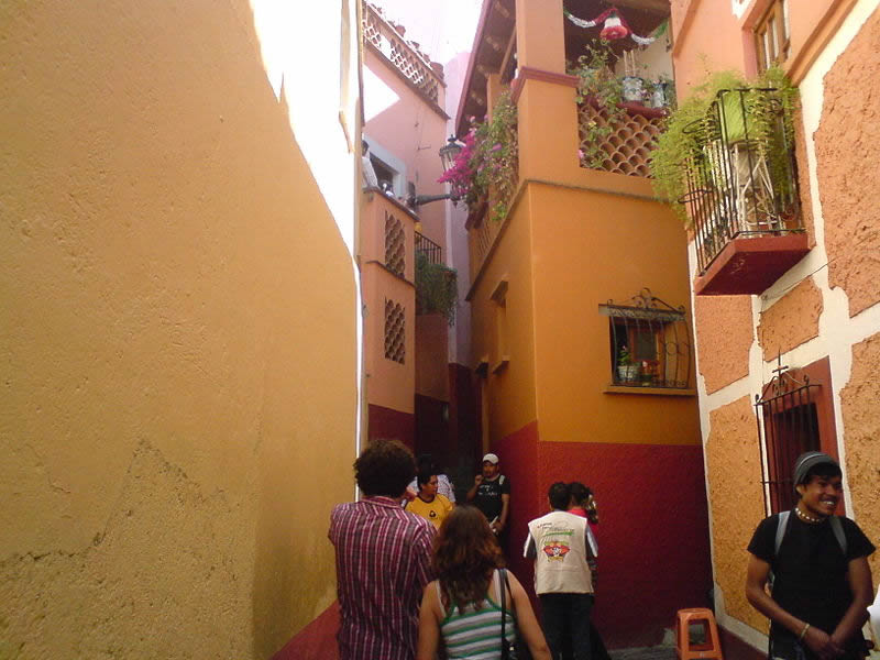 La Leyenda del Callejón del Beso