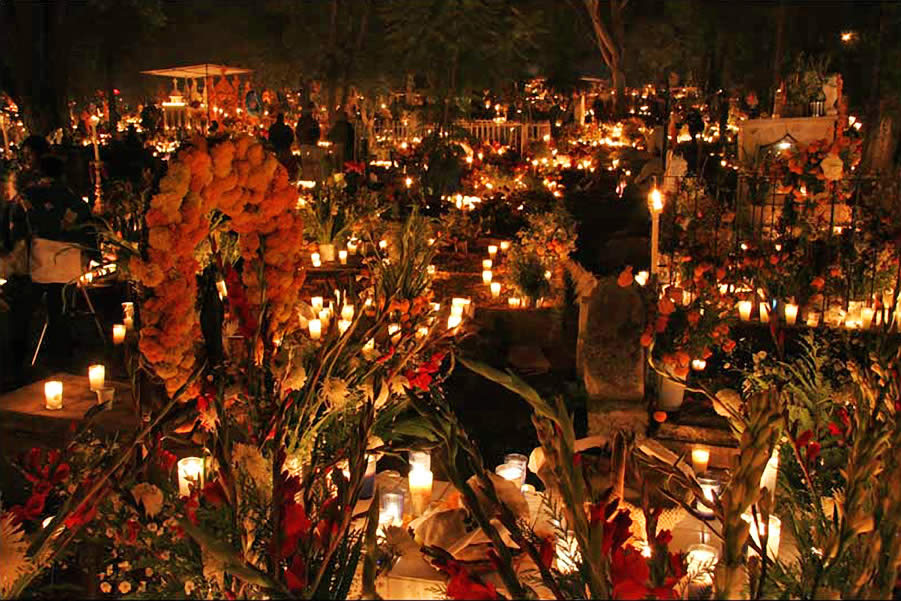 Pueblo Mágico Tzintzuntzan, Michoacán