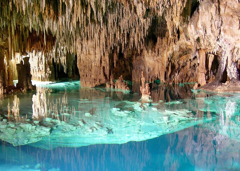 rio secreto en la riviera maya