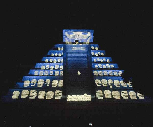 Noches de Kukulkán en Chichén Itzá