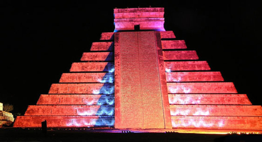 Noches de Kukulkán en Chichén Itzá