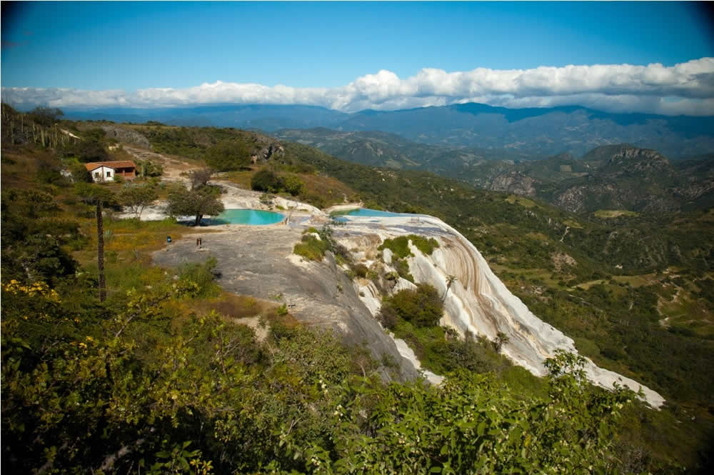Hierve El Agua, un escenario espectacular en Oaxaca