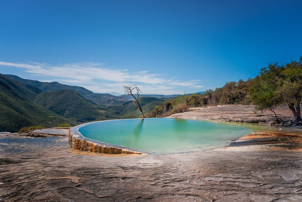 Hierve El Agua, un escenario espectacular en Oaxaca