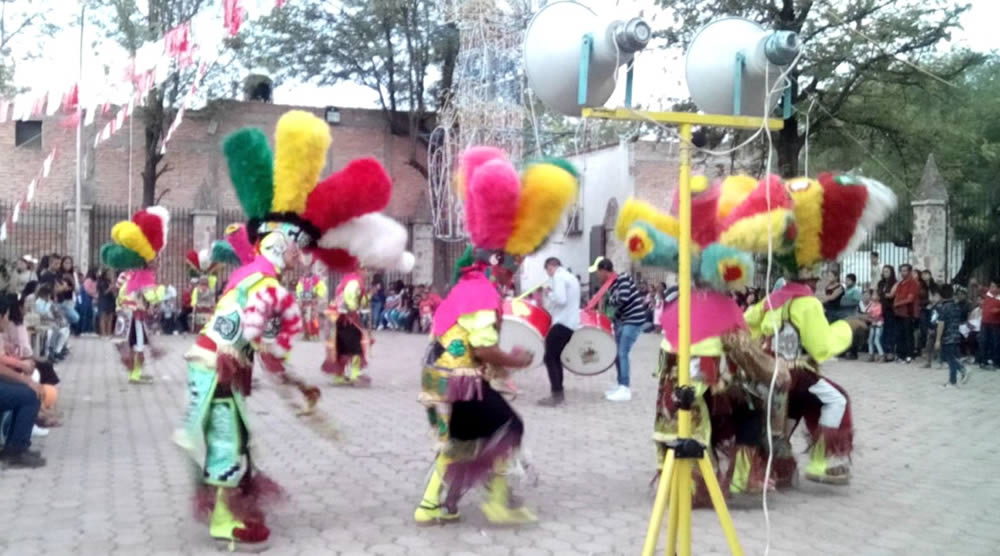 Tastoanes, Matlachines y Sonajeros en Jalisco