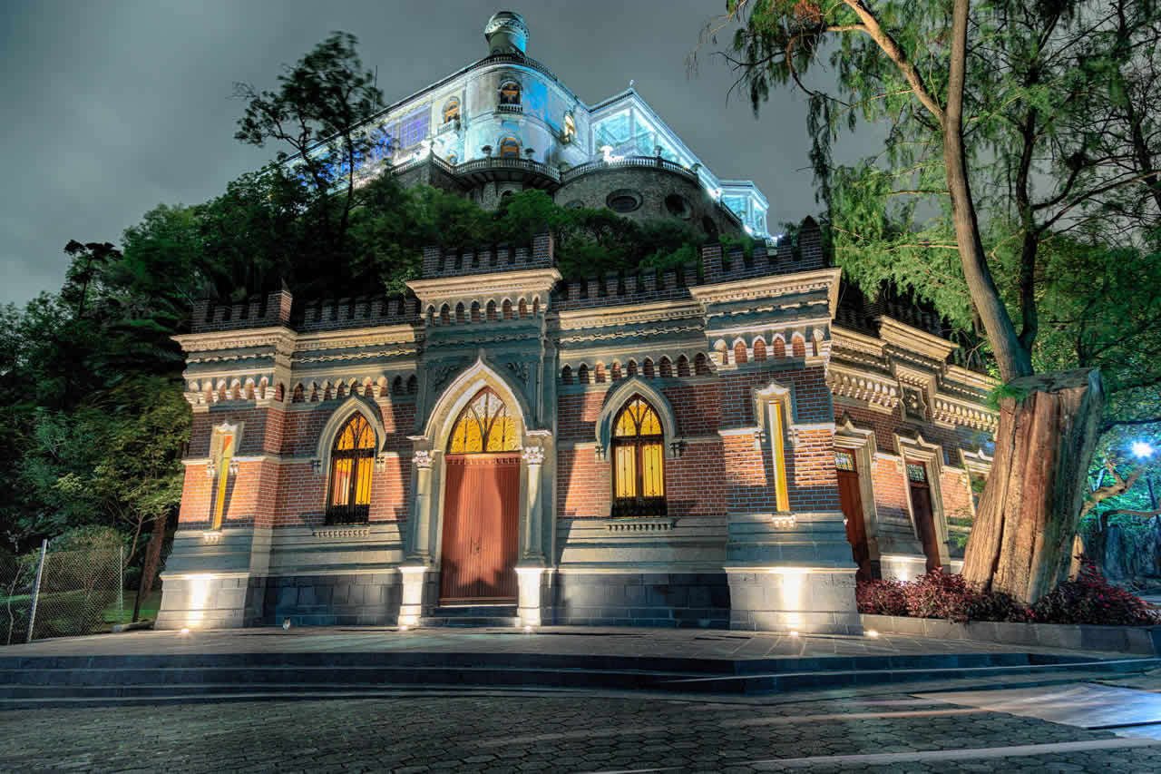 Chapultepec de Noche, Ciudad de México