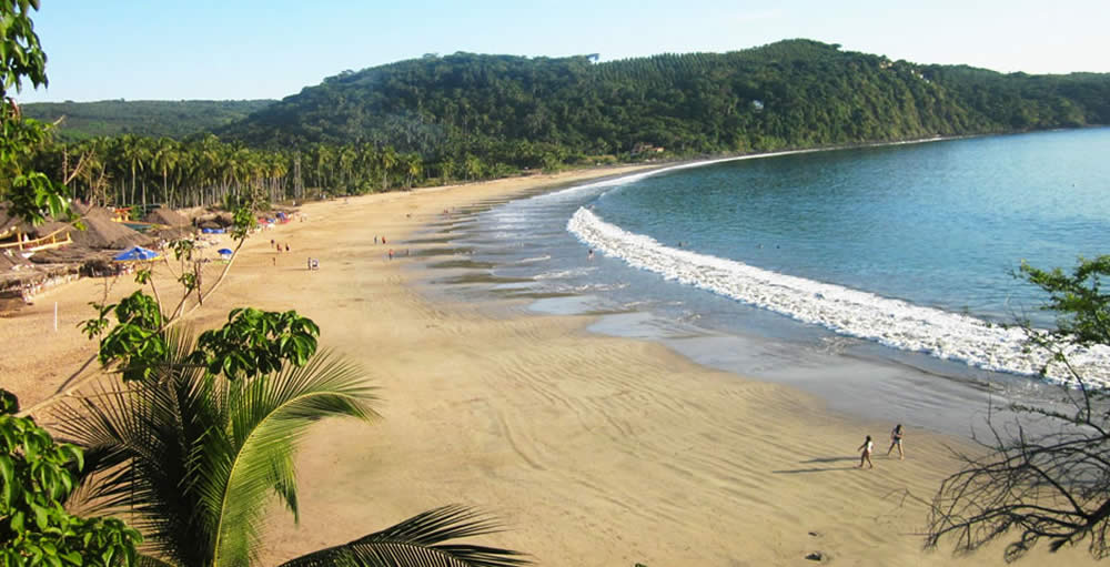 Bahía de Chacalilla y Chacala en Nayarit