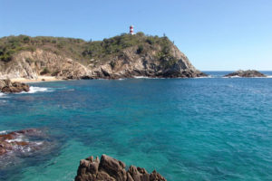 Faro de Bucerías en Michoacán