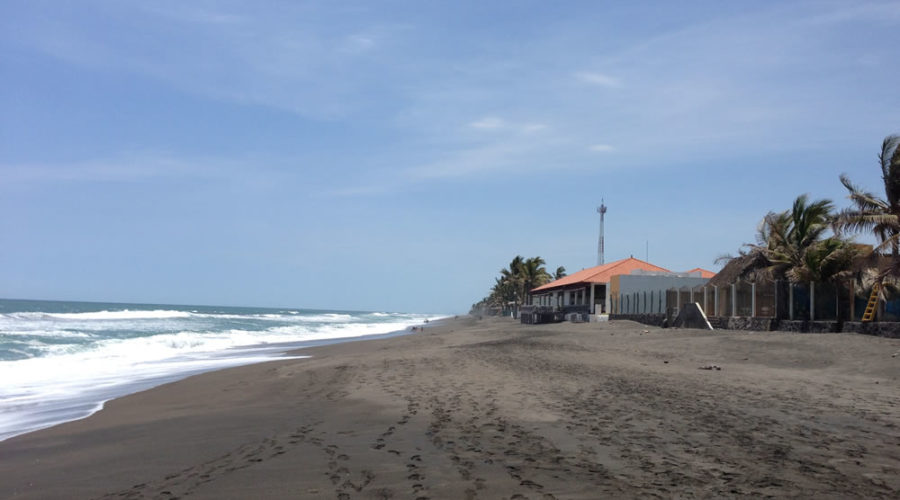 Playa El Real en Colima